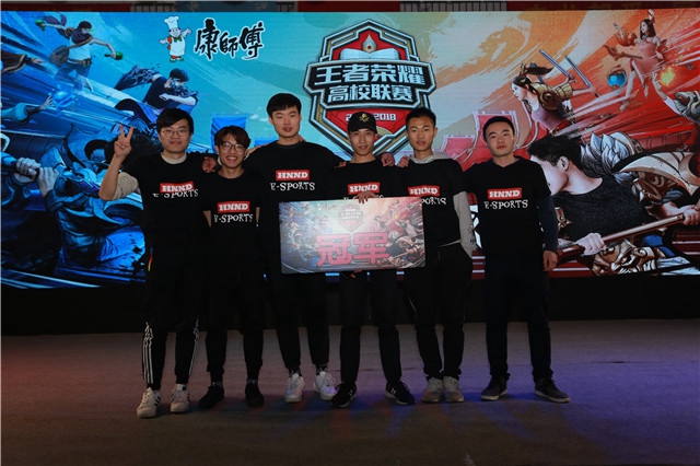 詹姆斯完全 詹姆斯完全